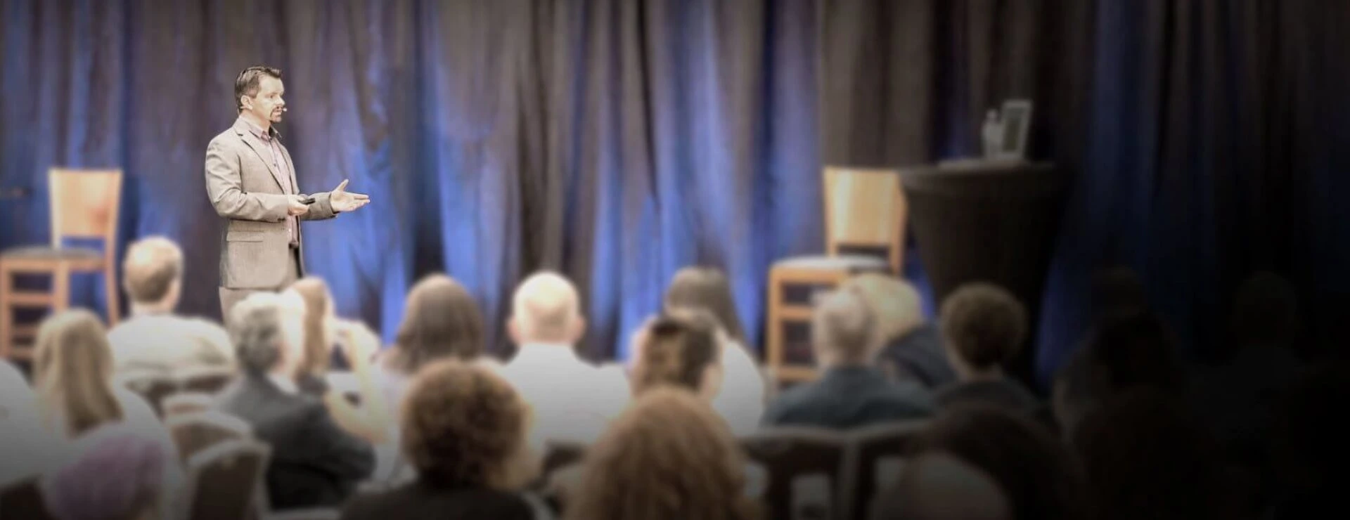 The Collective Mastermind business coach facilitating elite entrepreneur program